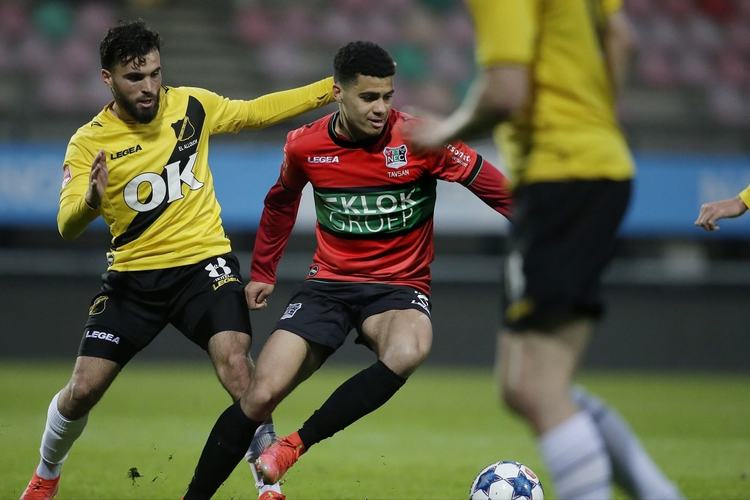 投手只得转 投手只得转