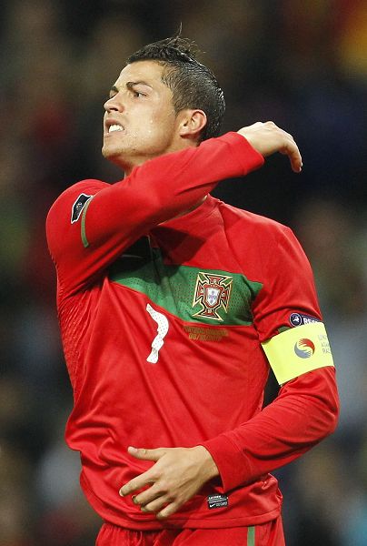 通过阵容升 通过阵容升