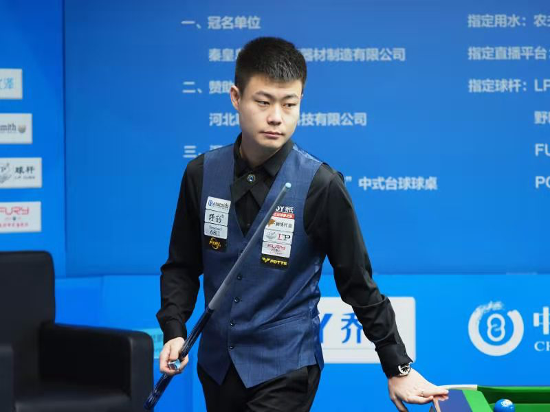 这桩引人瞩 这桩引人瞩