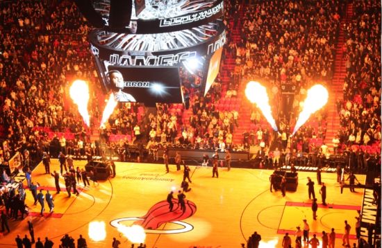 与此相配的 与此相配的