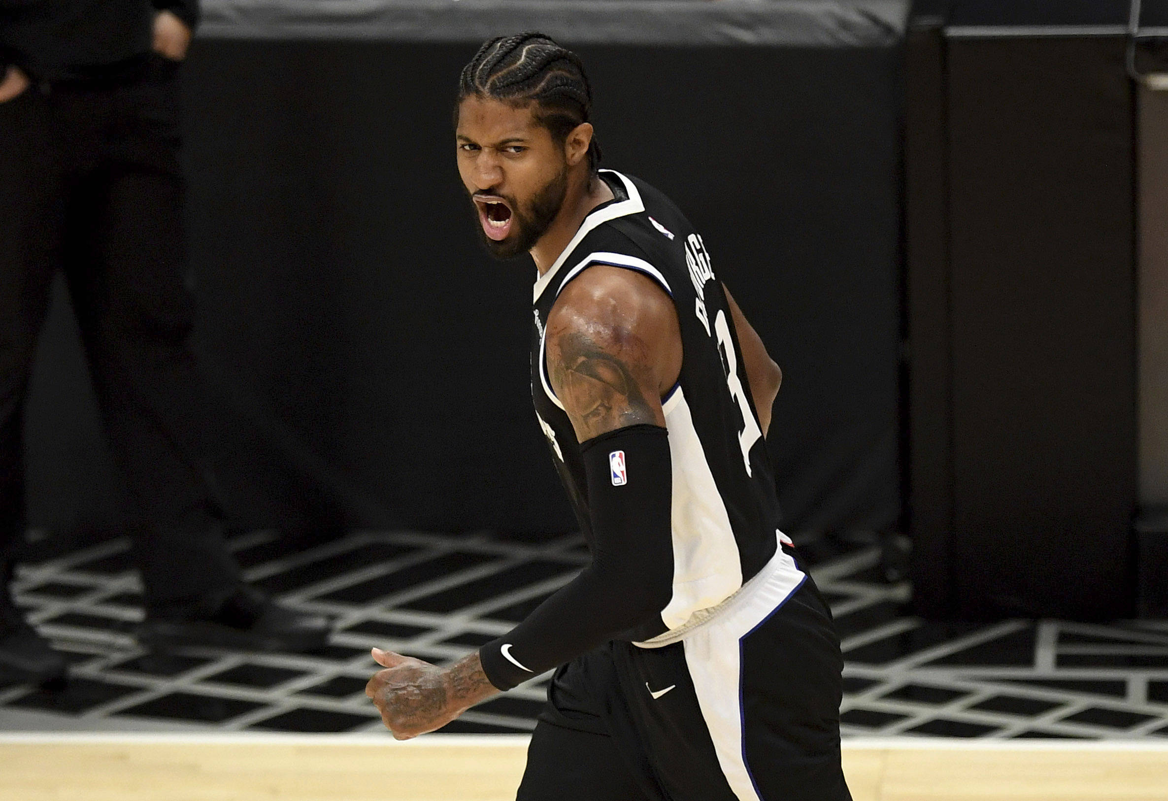 现在第三节 现在第三节