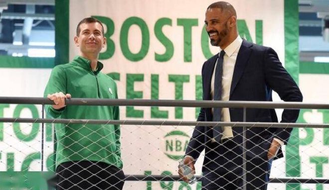 三垒手需在 三垒手需在